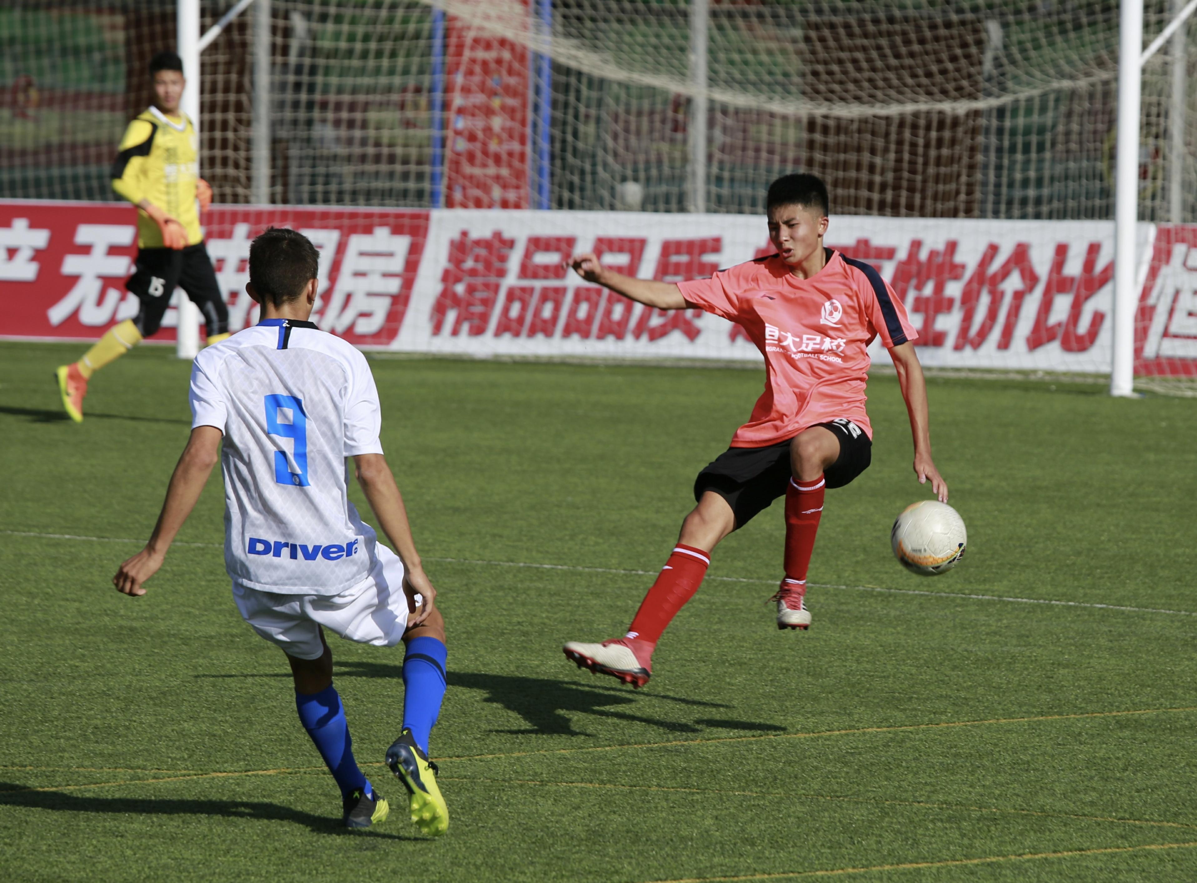 贝博体育- 北城金雕队对阵蓬莱雷霆队，柔道友谊赛火力全开，门将神扑救主——边后卫成为亮点