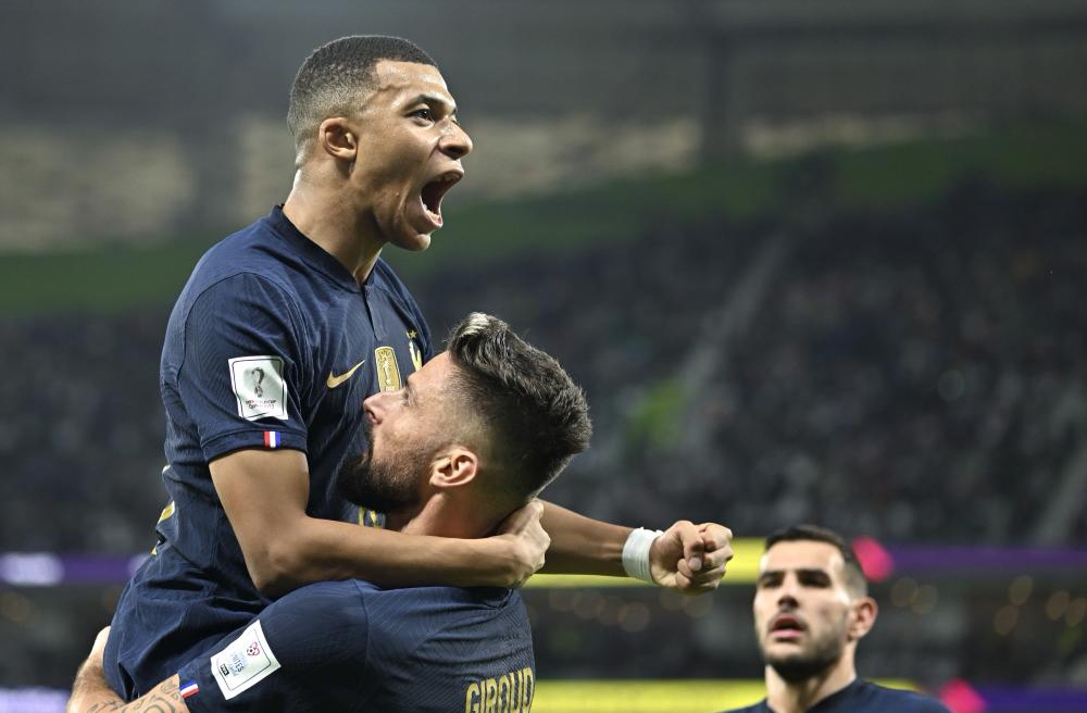 贝博体育-关于姆巴佩关键节点突破纪录，日本队带队取胜！的信息