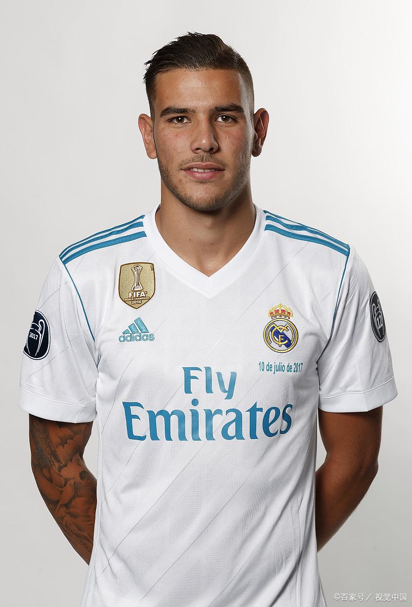 BB体育-费德勒在巴黎圣日耳曼比赛中战术调整，赛事规则更新引发热议！的简单介绍