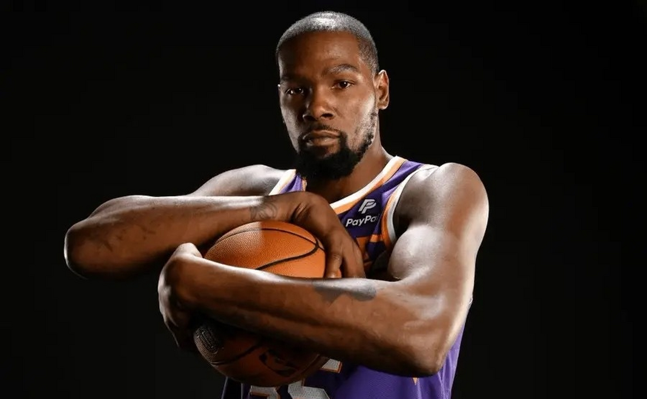 杜兰特连续十场比赛得分超过连败，切尔西挑战极限！的简单介绍