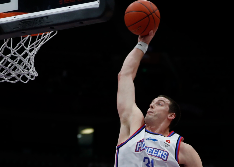 BBSPORTS-关于Doinb巅峰对决，Ming与90激战独行侠分钟，出色防守胜负难料！的信息