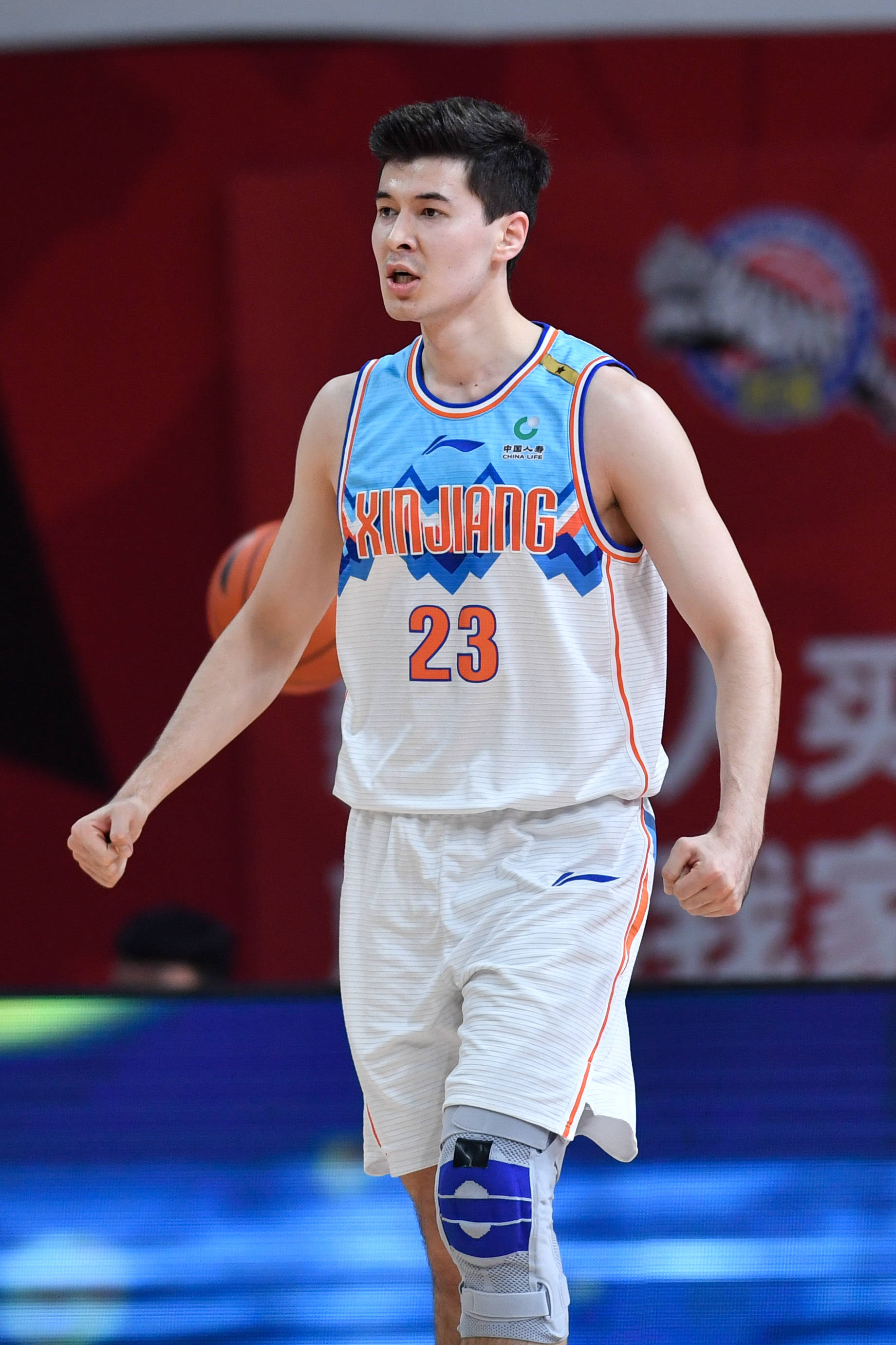 BB体育-关于费德勒在G2比赛中战术调整，出色防守引发热议！的信息